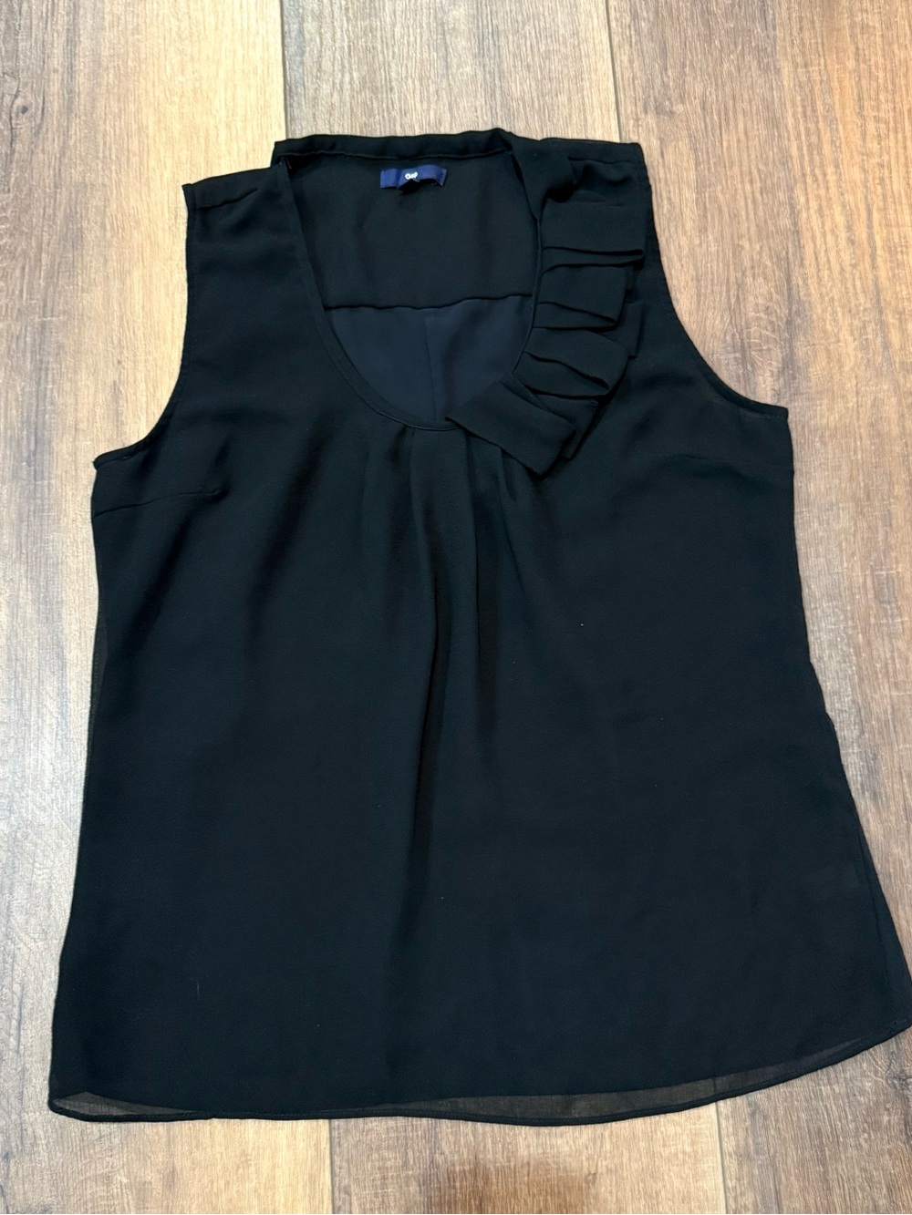 GAP Black Ruffle-Neck Sleeveless Blouse